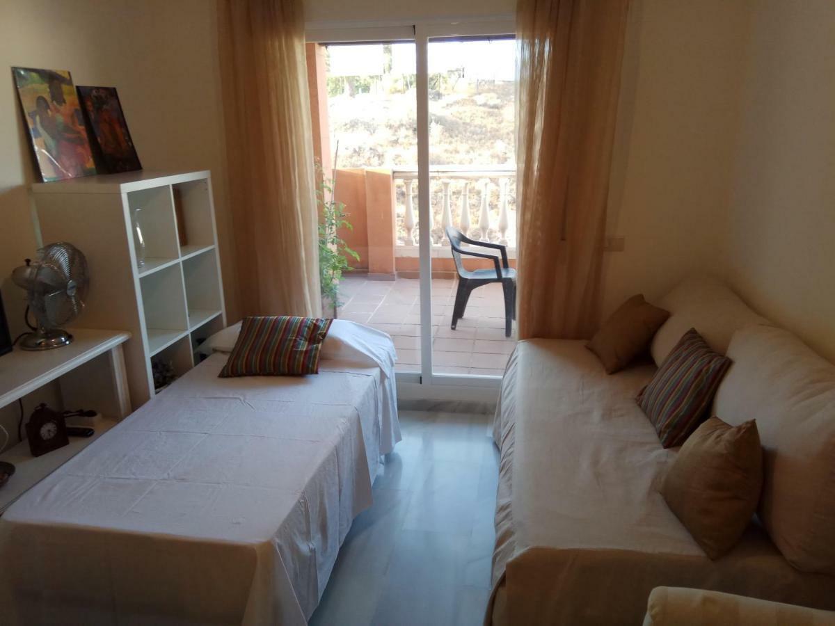 Precioso Atico En Torre De Benagalbon A 20 Metros Del Mar. Apartment ภายนอก รูปภาพ